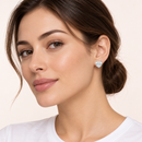 Brinco Folheado a Ouro 18k e Prata Coração Cristal